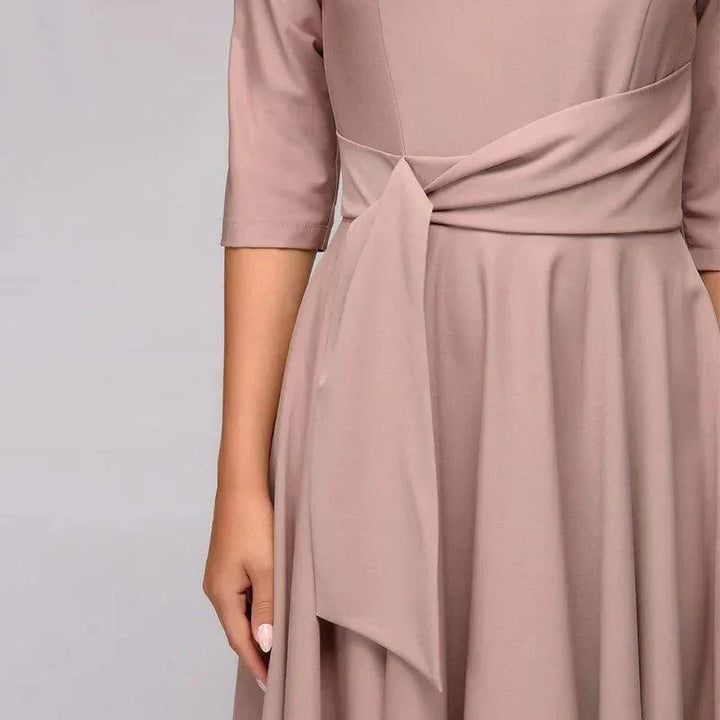 Lune London | Elegant midi dress with feminine silhouette
