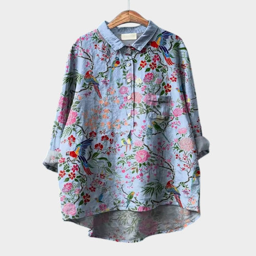 Amarae | Stylish blouse with button placket in front