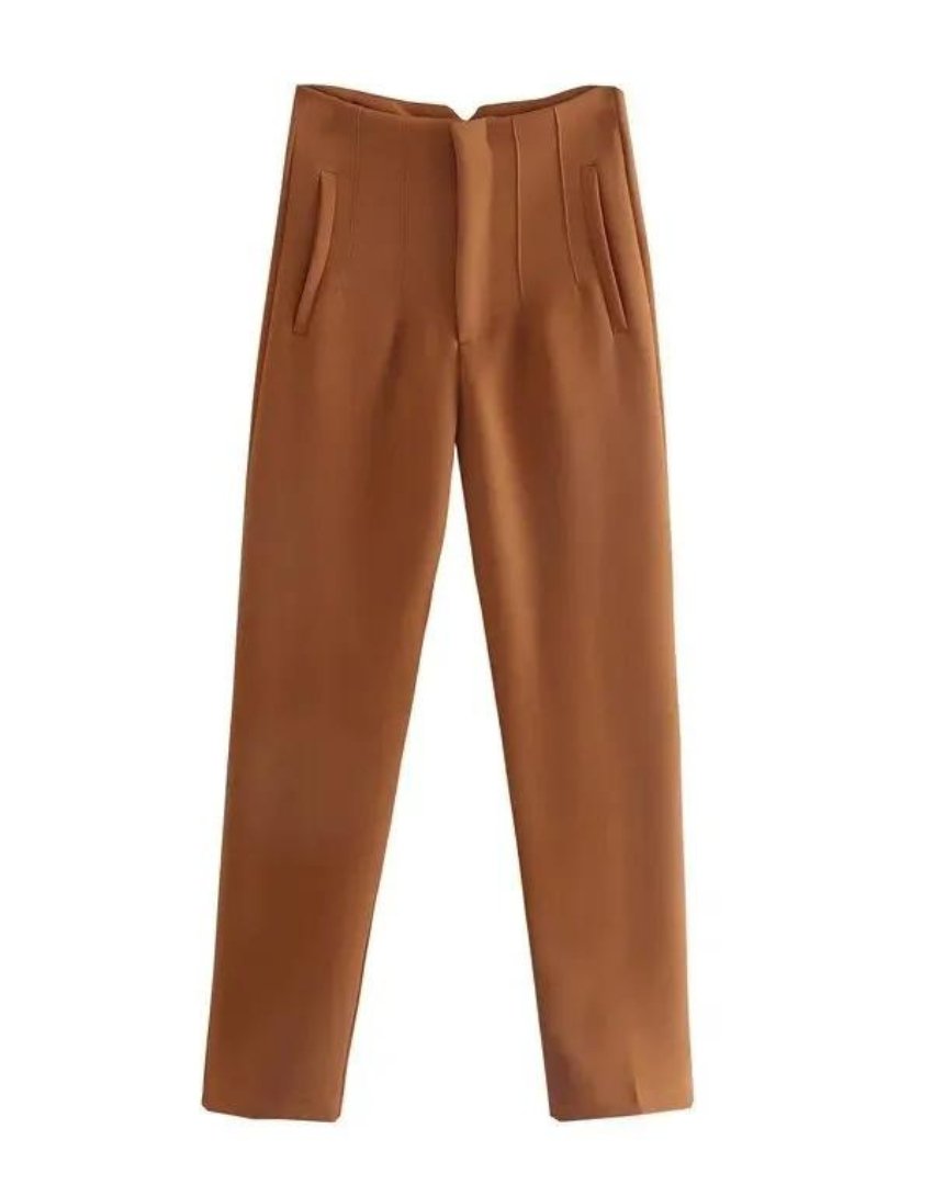 Lune London | Elegant Knitter-Free Pants for All Occasions