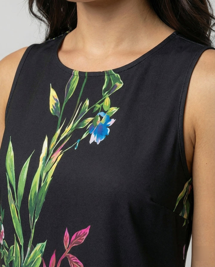 Women’s Sleeveless Casual Dress with Artistic Print & Lightweight Fabric | Lune London