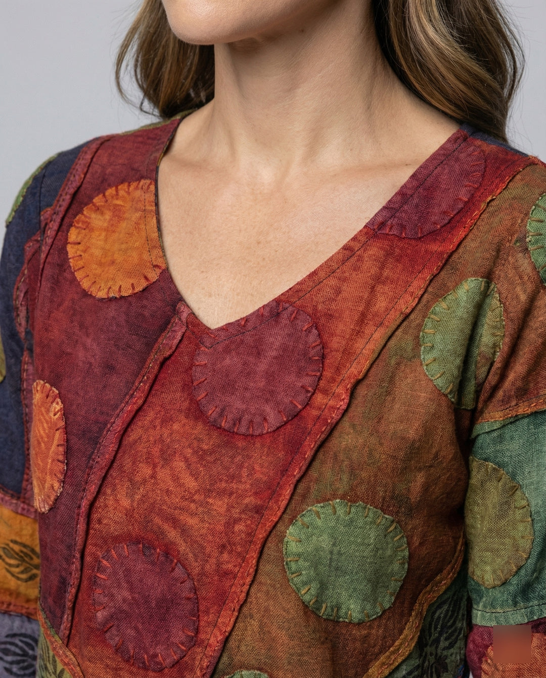 Lune London | Vintage Top with V-Neck