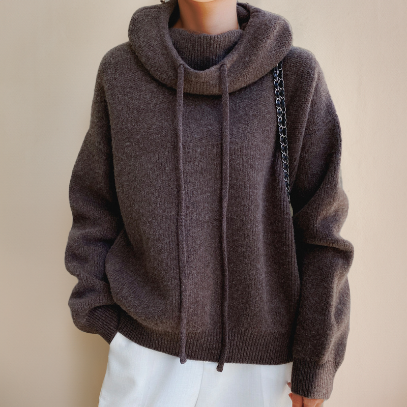 Amarae | Hoodie - Oversized women's pullover with stand-up collar