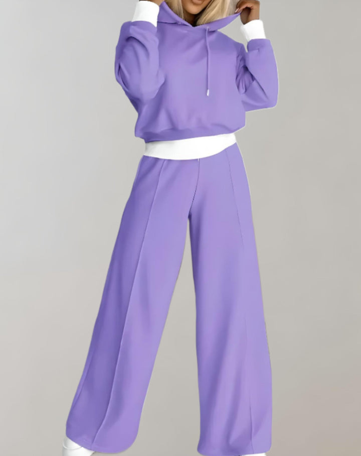 Chic Und Stil | Women's Lounge Set with Hoodie and Wide Pants