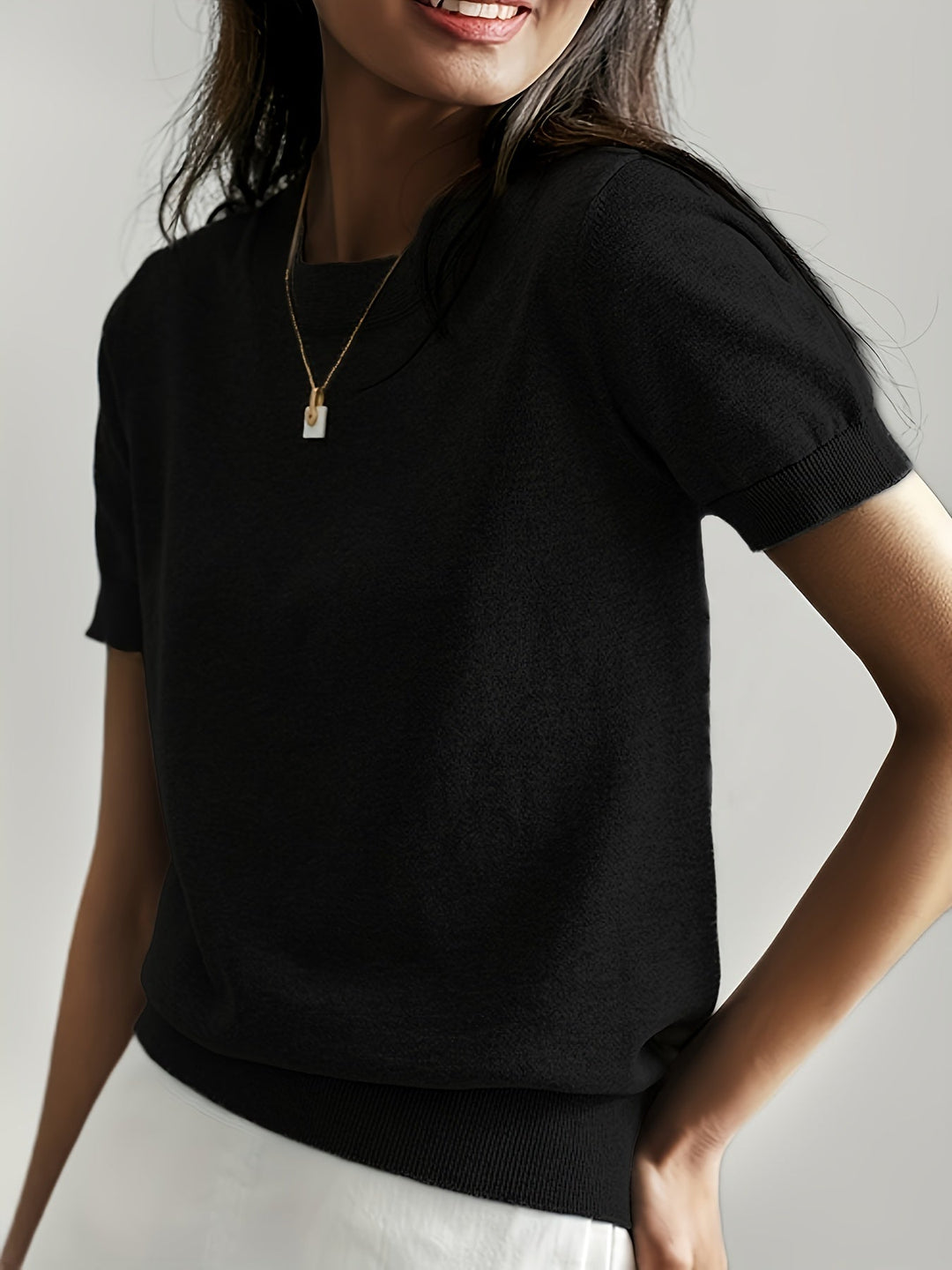 Chic Und Stil | Cashmere Sweater Soft and Breathable Casual and Elegant