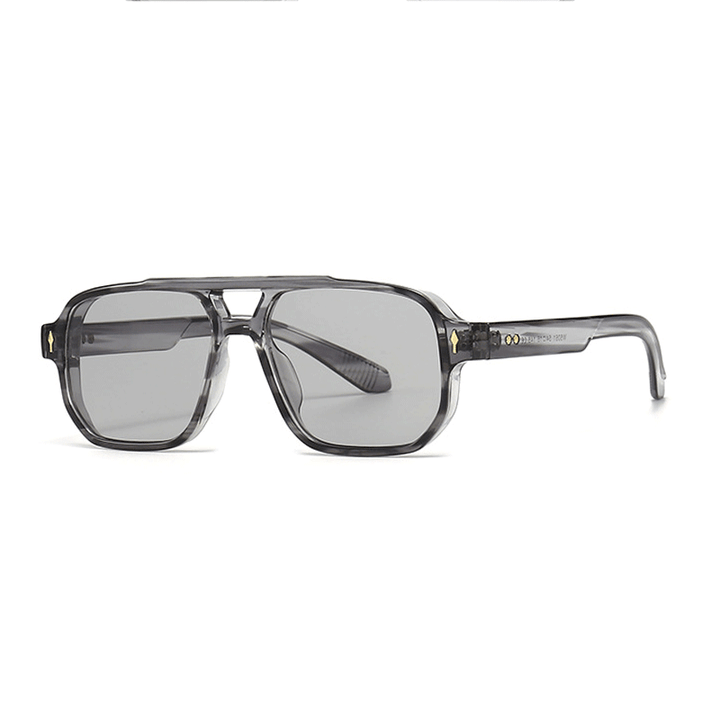 Lune London | Sunglasses with UV protection