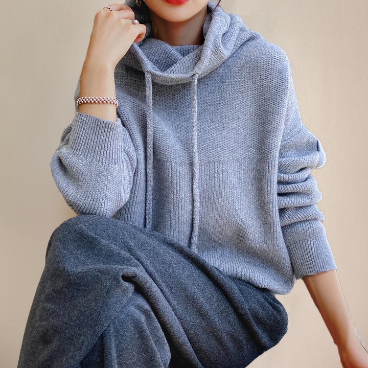 Amarae | Hoodie - Oversized women's pullover with stand-up collar