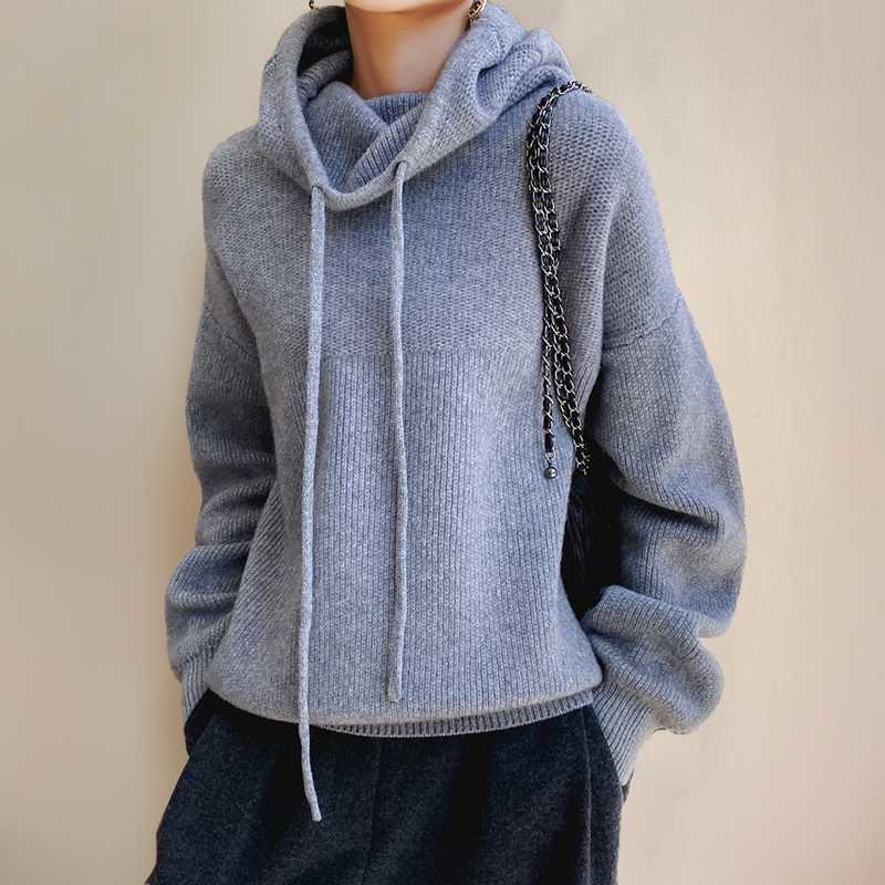 Amarae | Hoodie - Oversized women's pullover with stand-up collar