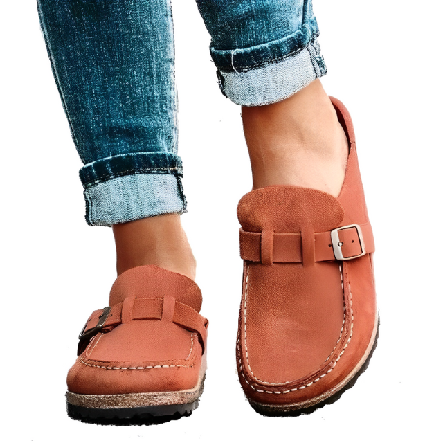 Amarae | Comfortable Slipper with Buckle Closure