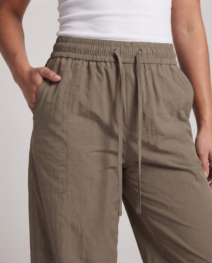 Ladies Fashionable and Airy Summer Pants Amarae