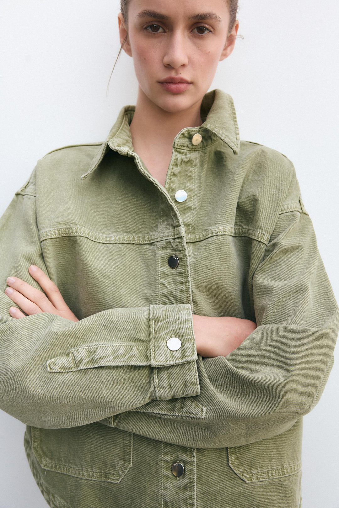 Amarae | Classic khaki denim jacket for everyday style