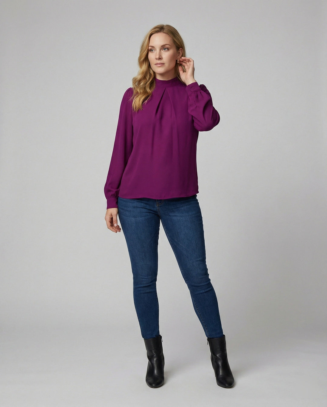 Ladies elegant blouse with stand-up collar
