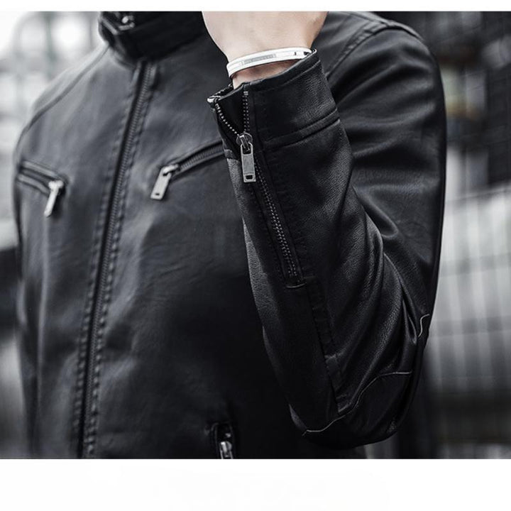 Amarae | Modern leather jacket for leisure and outings