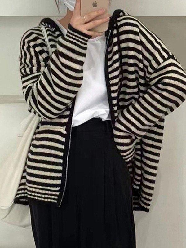 Lune London | Cozy striped hooded cardigan with zipper