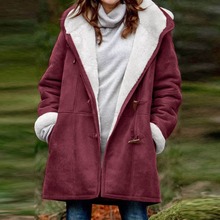 Amarae | Sheepskin Coat - Soft and Warm - Hood & Toggle Closure - Lined Comfort