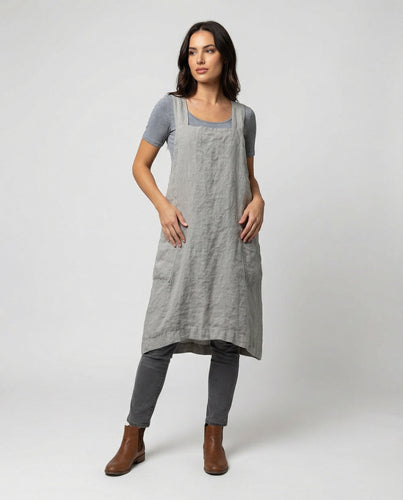 Amarae | Cotton apron dress with pockets