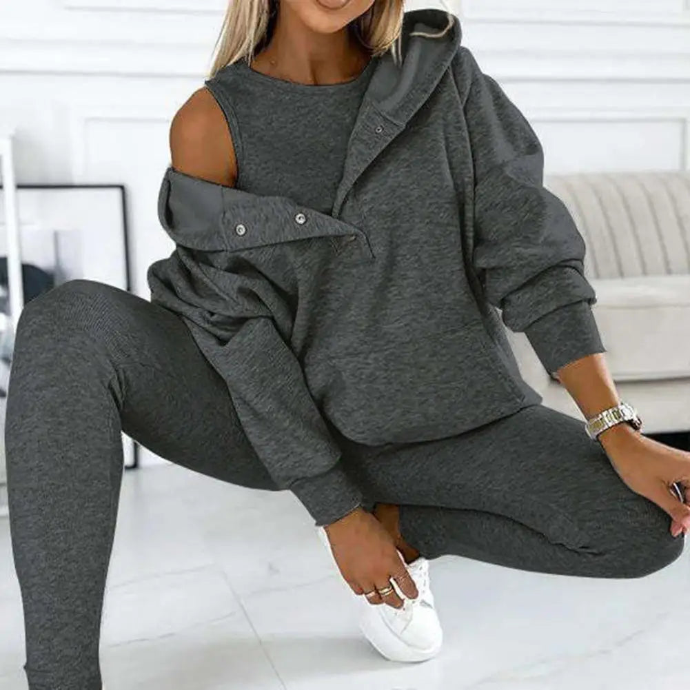 Amarae | Two-Piece Women's Set with Hooded Sweater