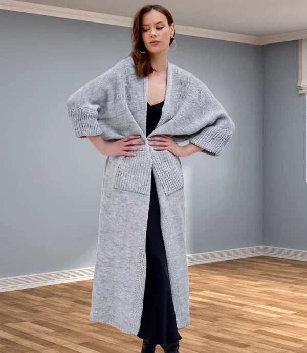 Lune London | Knit Coat - Oversized Fit - V-Neck - Long Sleeves with Pockets