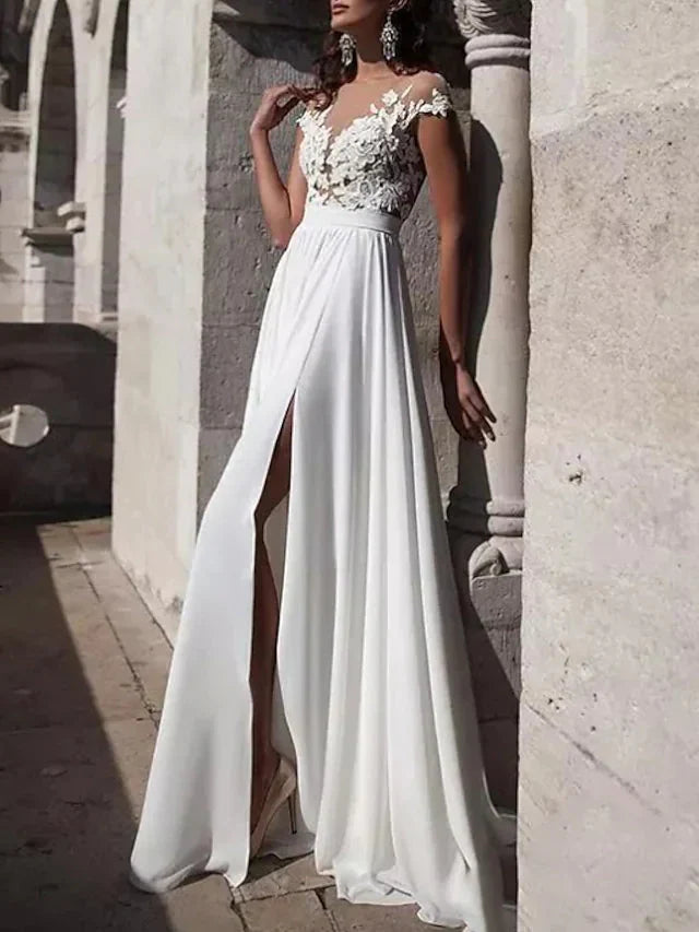 Lune London | Lace-Slit-Evening Dress