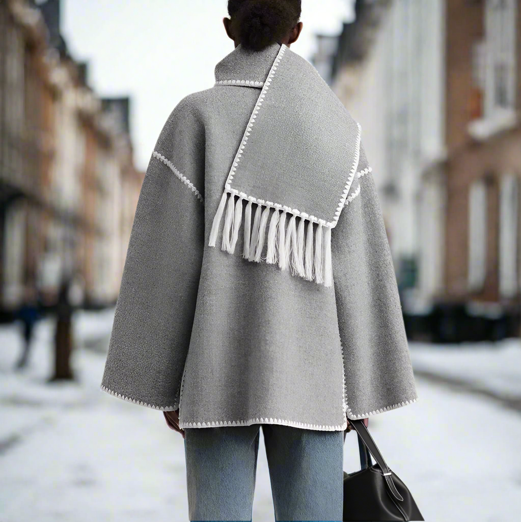 Amarae | Wool coat - Loose cut - Button closure with decorative seam - Incl. scarf