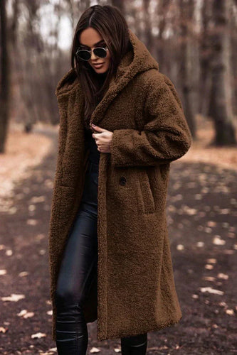 Chic Und Stil | Long Coat Made Of Elegant Faux Fur Warmth and Timeless Style