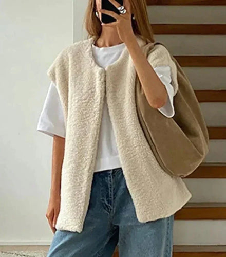 Amarae | White Plush Vest