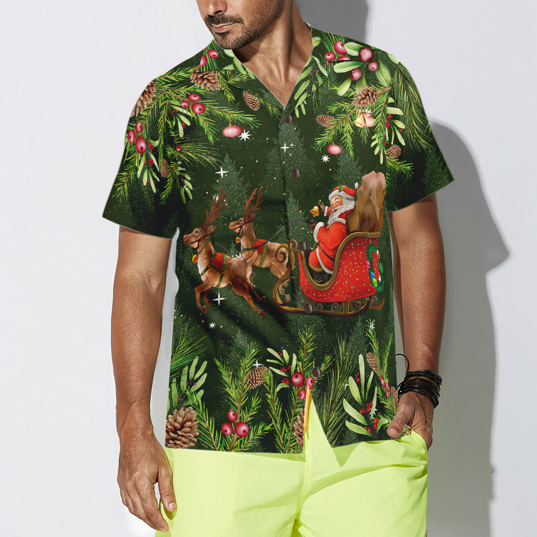 Lune London | Hyperfavor Santa Santa flying sleigh 1 pattern Hawaiian shirt, short sleeve Christmas shirts button-up for men and women