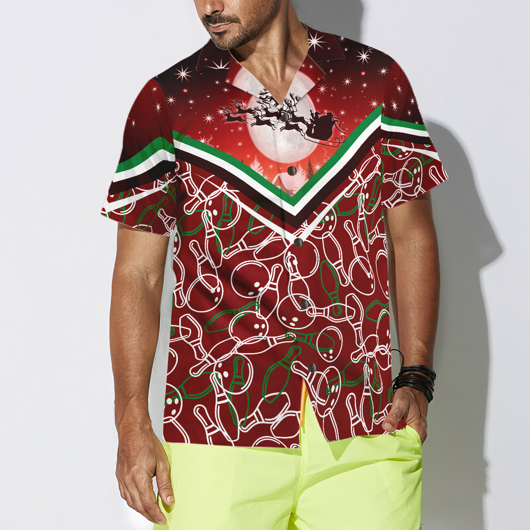 Lune London | Hyperfavor Christmas Hawaiian Shirts, short sleeve Christmas bowling pattern shirt, Christmas gift idea for men and women