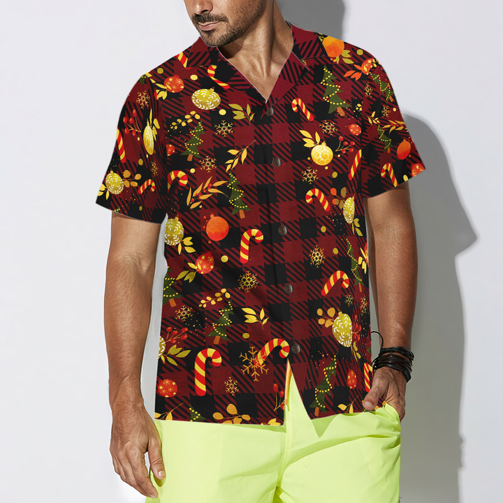 Lune London | Hyperfavor Christmas Hawaiian Shirts, Merry Christmas Red Checkered Short Sleeve T-Shirt, Christmas T-Shirt Gift Idea for Men and Women