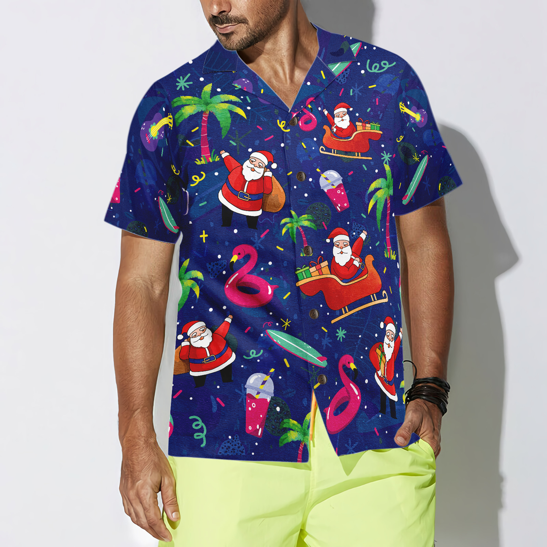 Lune London | Hyperfavor Christmas Hawaiian Shirts, Tropical T-Shirt with Christmas Flamingo Pattern, Christmas Shirt Gift Idea for Men and Women