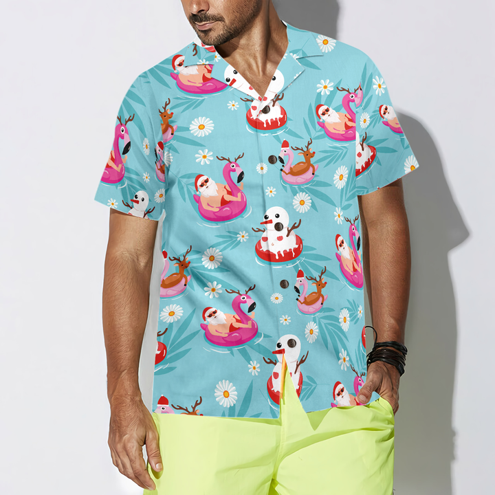 Lune London | Hyperfavor Christmas Hawaiian Shirts, Santa Summer Beach Pattern Short Sleeve Shirt, Christmas Shirt Gift Idea for Men and Women