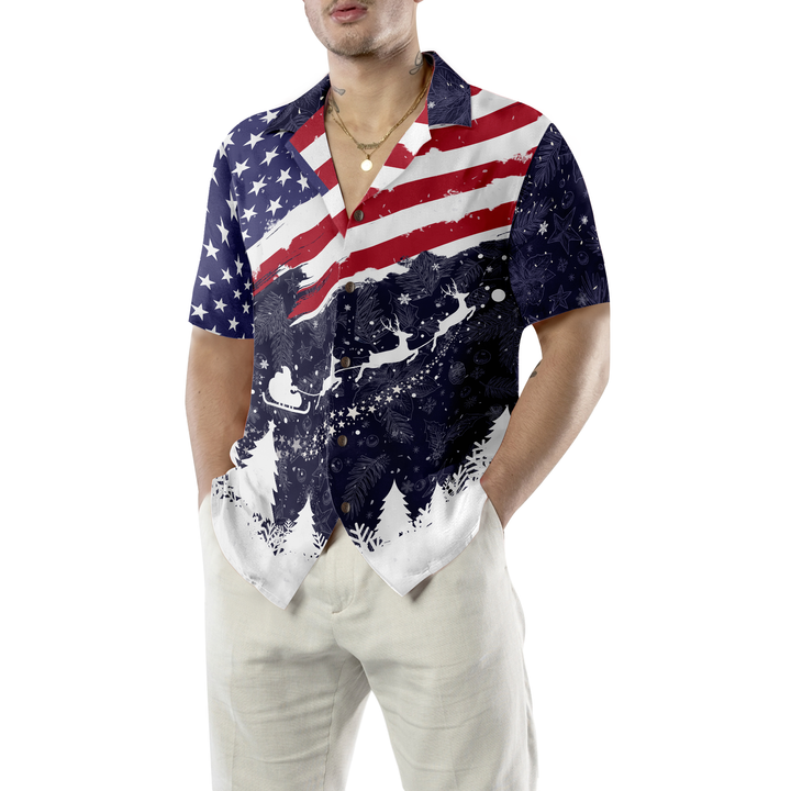Lune London | Christmas Hyperfavor Hawaiian Shirts, Short Sleeve USA Flag Print Merry Christmas T-Shirt, Christmas Gift Shirt Idea for Men and Women