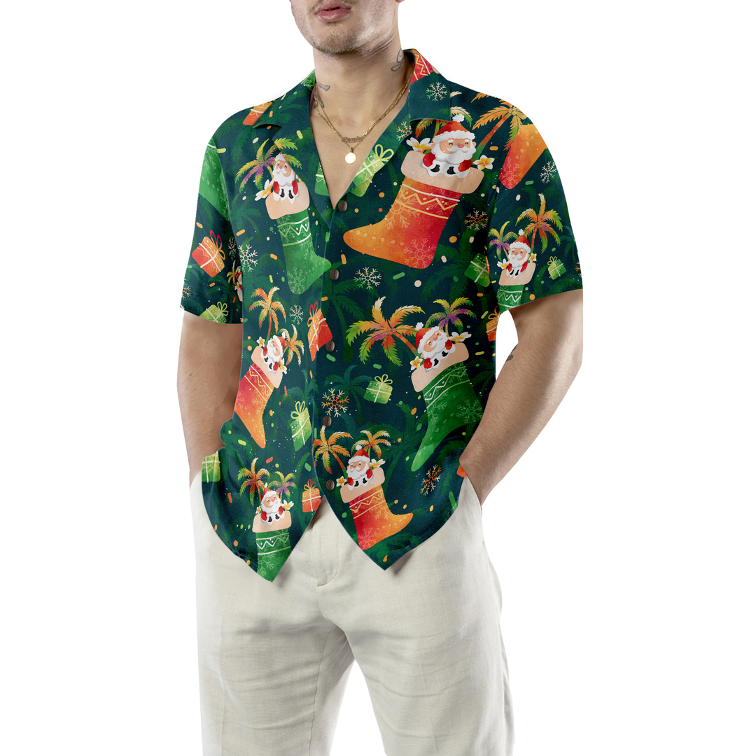 Lune London | Hyperfavor Christmas Hawaiian Shirts, Christmas Santa Sock Pattern Short Sleeve Shirt, Christmas Gift Idea for Men and Women