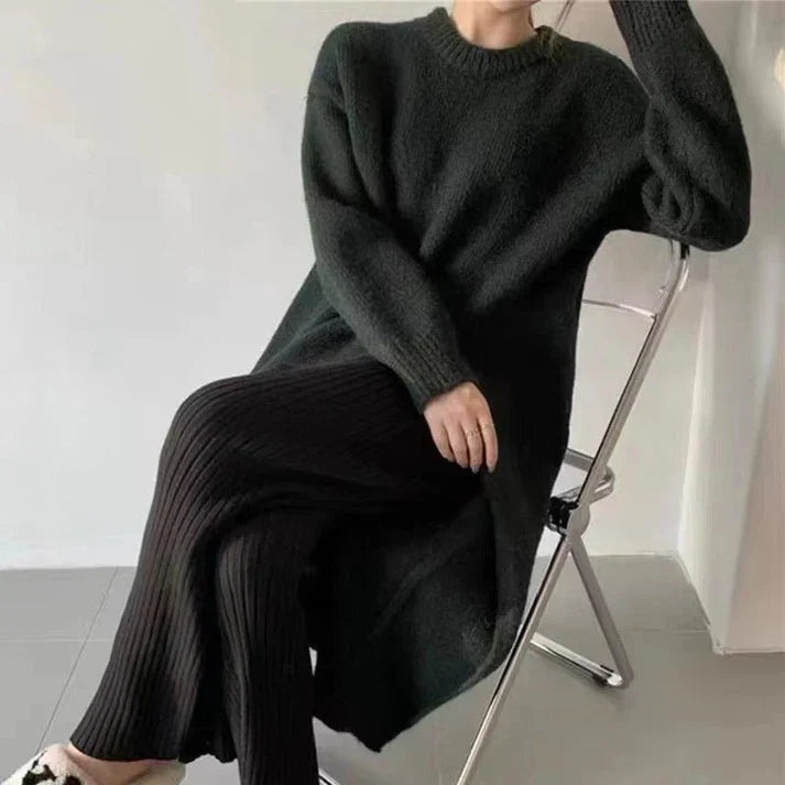 Lune London | Casual and Stylish Winter Knit Dress