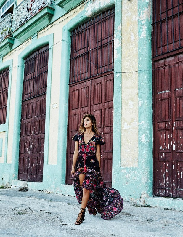 Lune London | Short Sleeve Plunging Ethnic Print Gypsy Dress