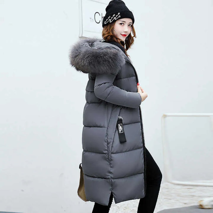Lune London | Long coat with fur collar