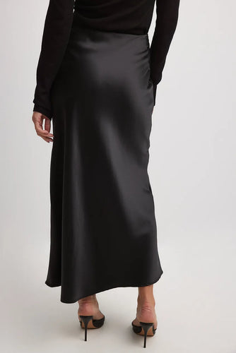 Amarae | Satin skirt with High Waist Anna