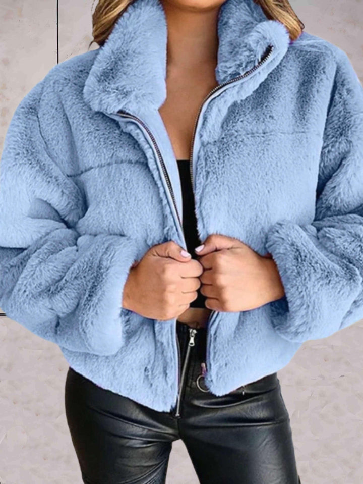 Amarae | warm and comfortable faux fur jacket with zipper