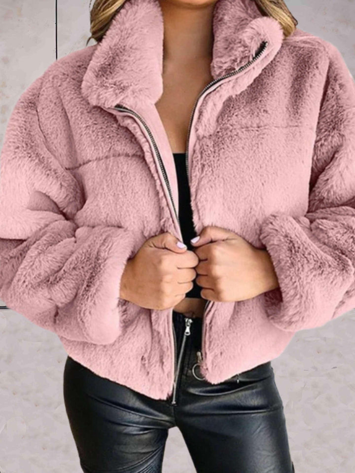 Amarae | warm and comfortable faux fur jacket with zipper