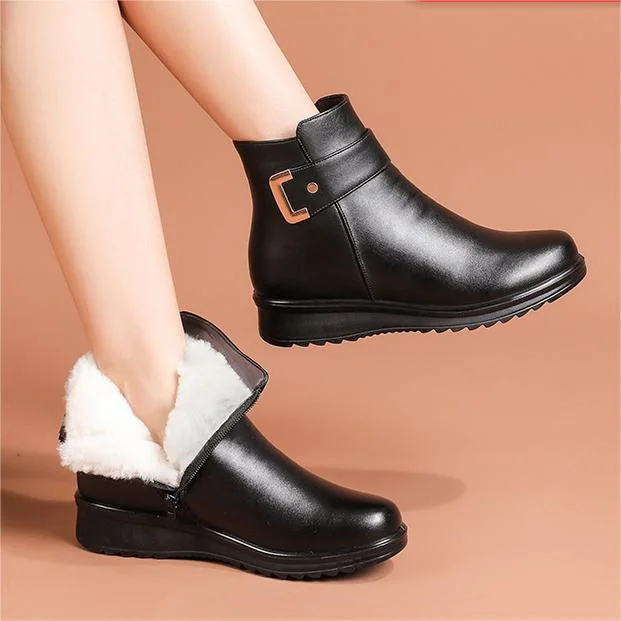 Lune London | Orthopedic boots made of synthetic leather