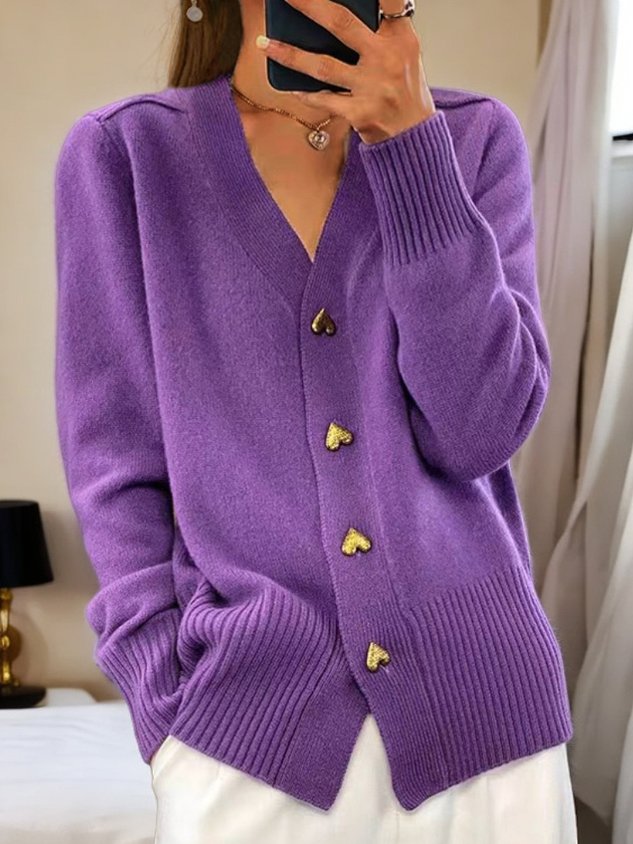 Lune London | Stylish V-Neck Cardigan with Buttons