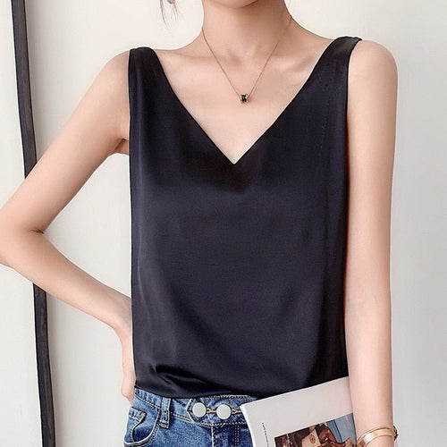 Amarae | Elegant Tank Top Made Of Delicate Silk