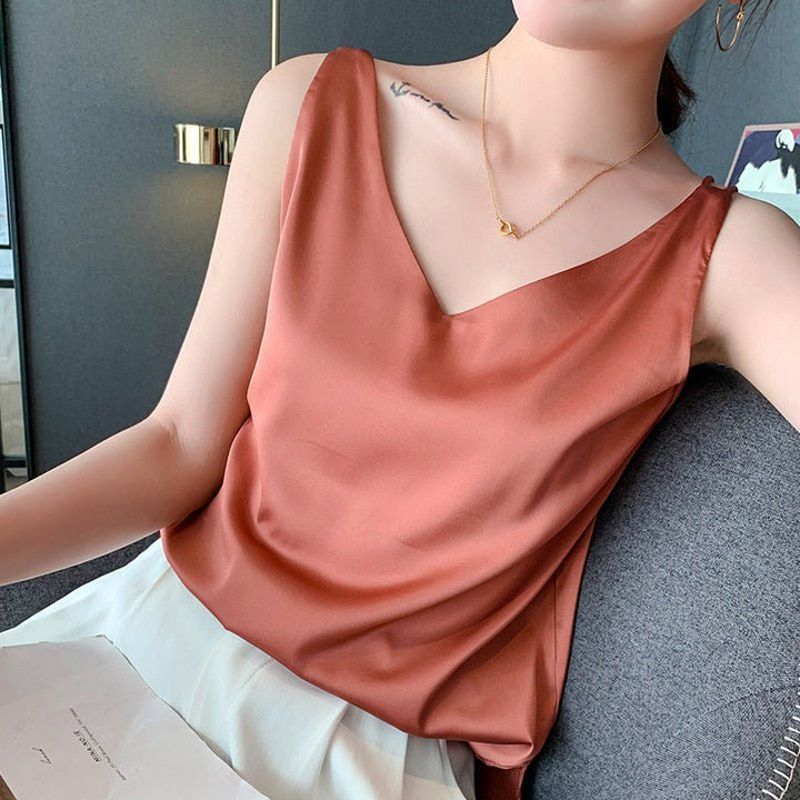 Lune London | Elegant Tank Top Made Of Delicate Silk