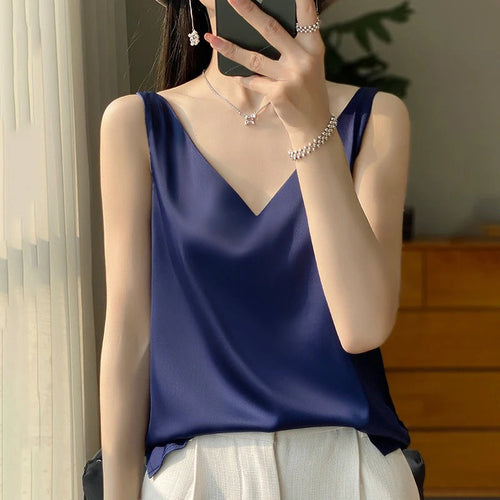 Amarae | Sleeveless Top Made of Satin Silk