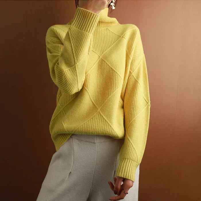 Lune London | European style diamond neck sweater