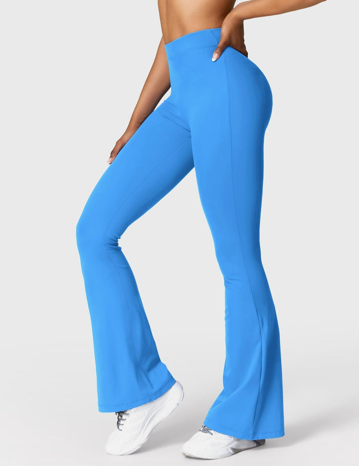 Amarae | Flared leggings with V-neck