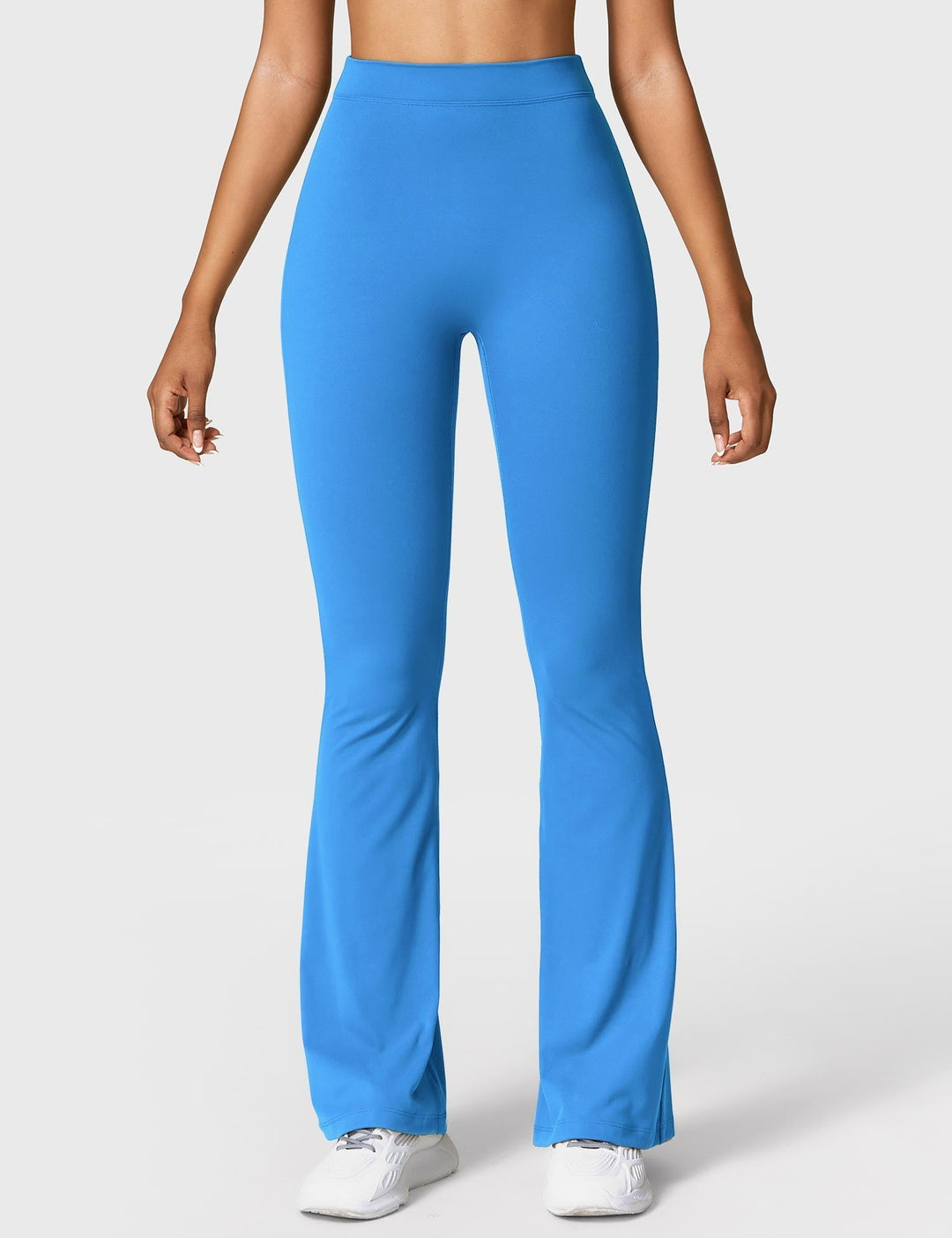 Amarae | Flared leggings with V-neck