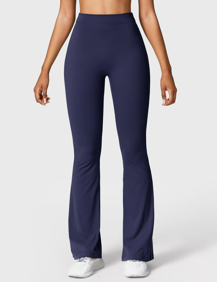 Amarae | Flared leggings with V-neck