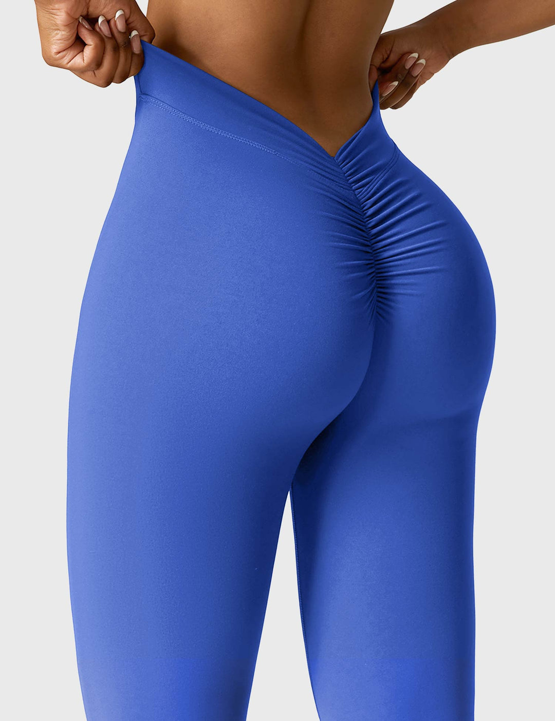 Amarae | Flared leggings with V-neck