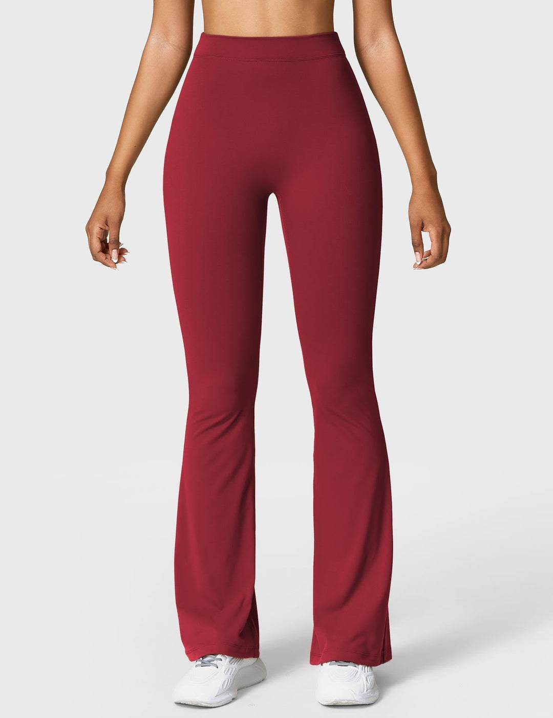 Amarae | Flared leggings with V-neck