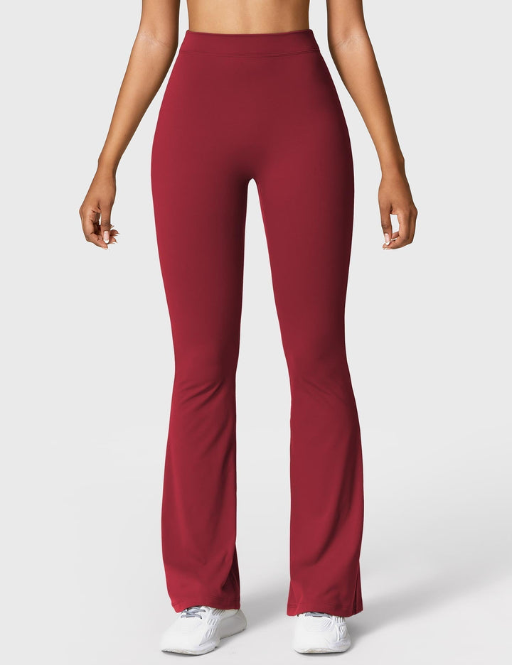 Amarae | Flared leggings with V-neck